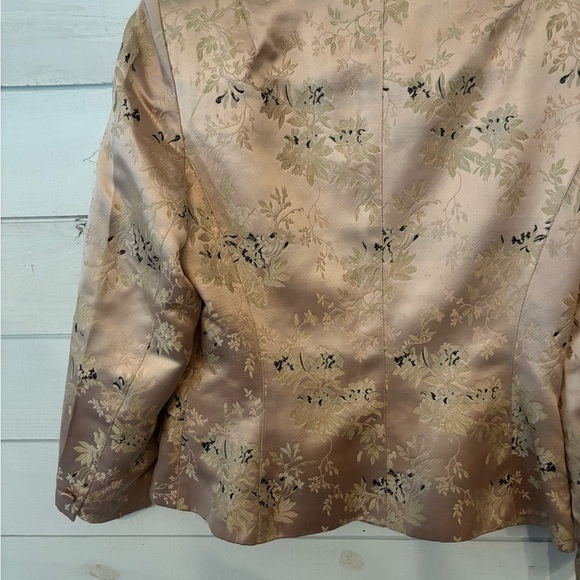 Kay Unger Floral Patterned Tan Jacket in size 8 - Picture 8 of 13